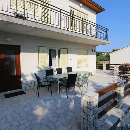 Slavica Apartment *