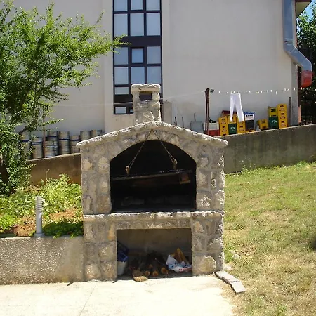 Slavica Apartment Silo (Krk)